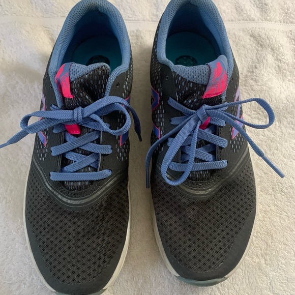 New Balance 711 Running Shoes Mesh Style #WX711SP Womens Size 9 - Picture 2 of 9